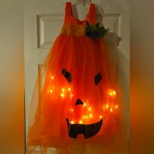 Pottery Barn lightup pumpkin dress size 7-8, costume Halloween 🎃